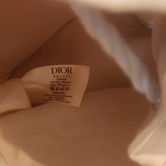CHRISTIAN DIOR POUCH NWOT - Picture 9 of 10